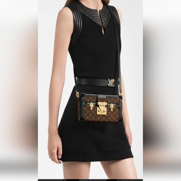 LOUIS VUITTON Petite Malle Monogram. Comes with COA from ENTRUPY!!! - Picture 9 of 12